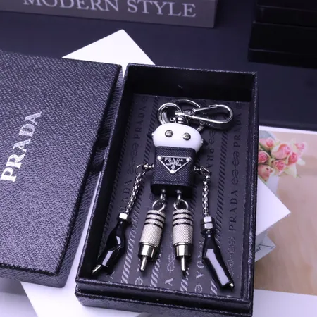 スーパーコピー プラダ キーホルダー
