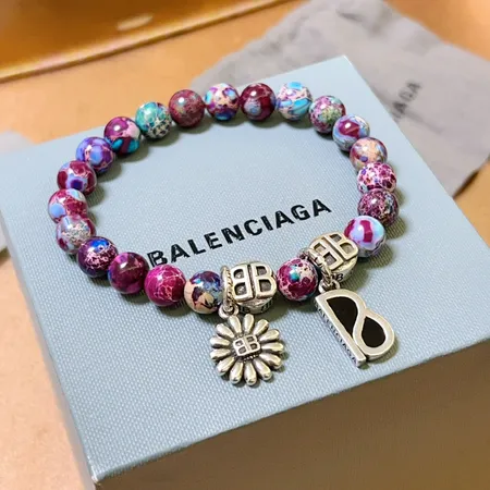 スーパーコピー バレンシアガ キーホルダー