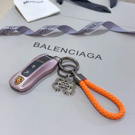 スーパーコピー バレンシアガ キーホルダー