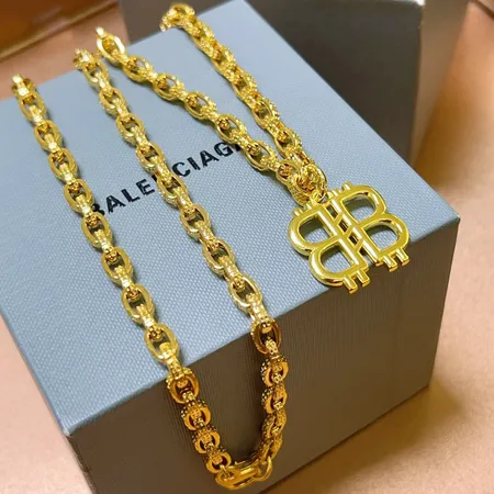 スーパーコピー バレンシアガ キーホルダー