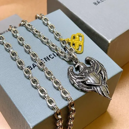 スーパーコピー バレンシアガ キーホルダー