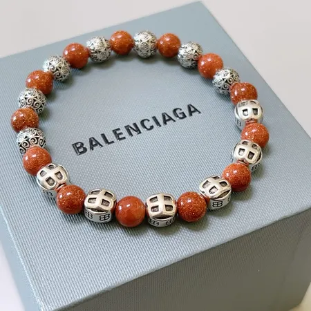 スーパーコピー バレンシアガ キーホルダー