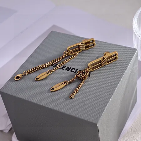 スーパーコピー バレンシアガ キーホルダー