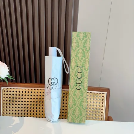 スーパーコピー グッチ 傘