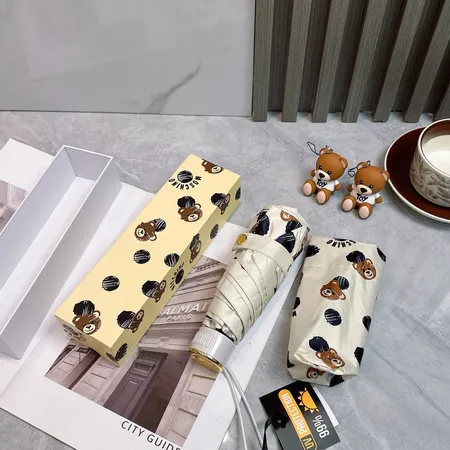 スーパーコピー カウズ 傘