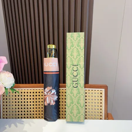 スーパーコピー グッチ 傘