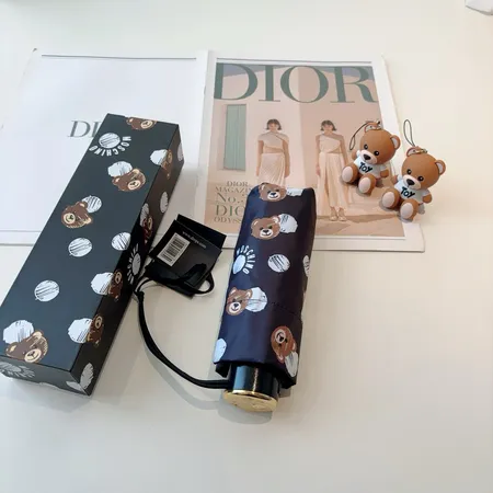 スーパーコピー モスキーノ 傘