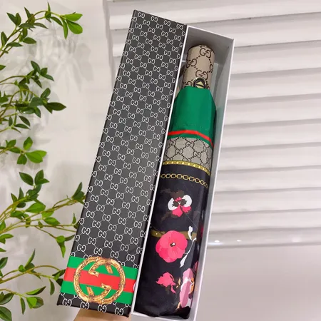 スーパーコピー グッチ 傘