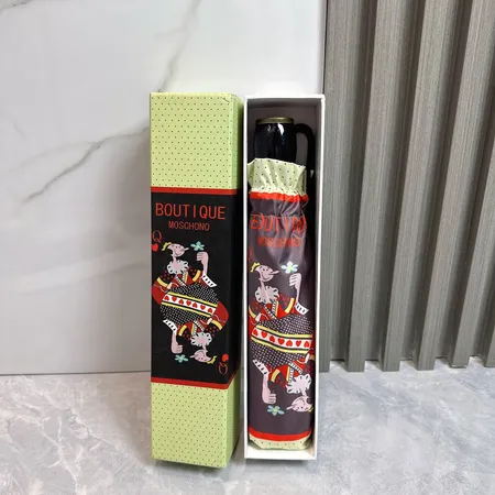 スーパーコピー カウズ 傘