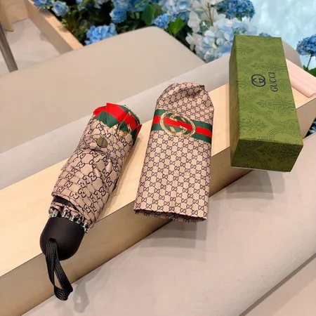 スーパーコピー グッチ 傘