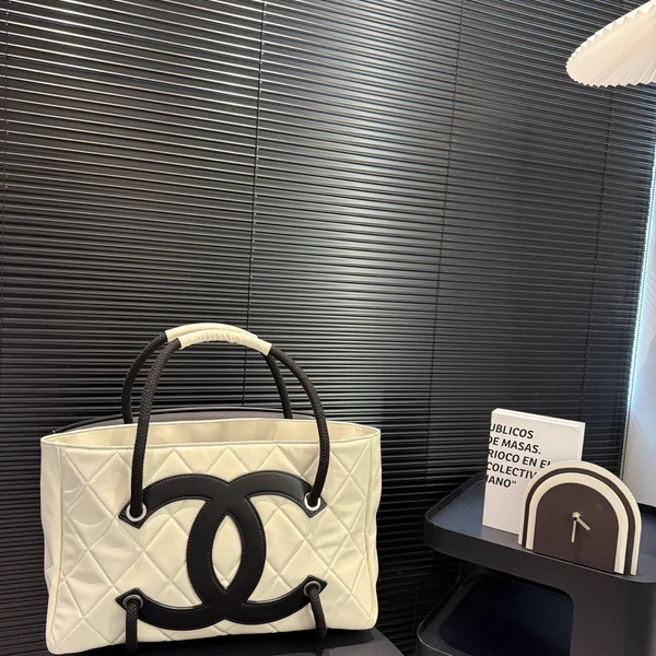 シャネルバッグ人気スーパーコピー