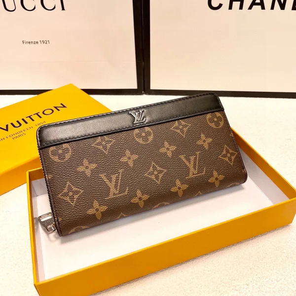 LOUIS VUITTON ポシェット ディスカバリー PM M44323 スーパー コピー