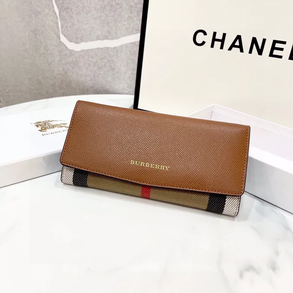 BURBERRY 二つ折り長財布 スーパー コピー