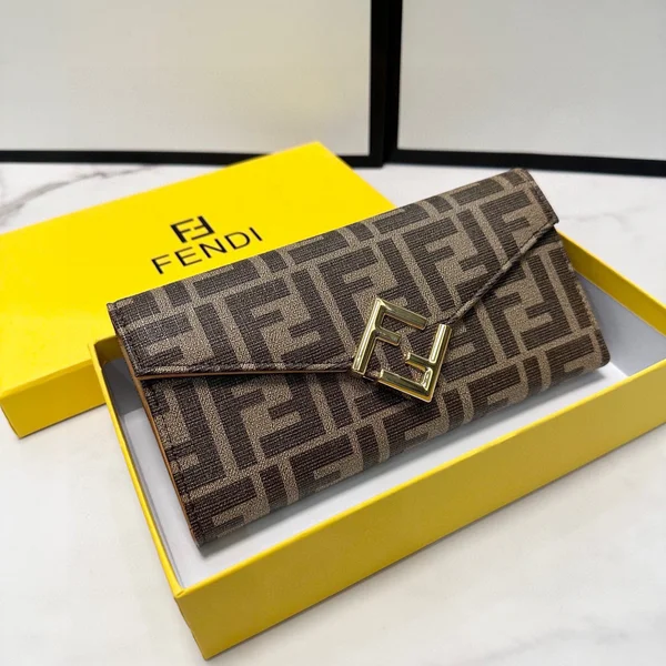 FENDI カスタムハードウェア 長財布 スーパー コピー