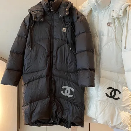 シャネルロングダウンジャケット