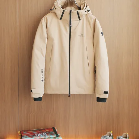 モンクレール偽物人気