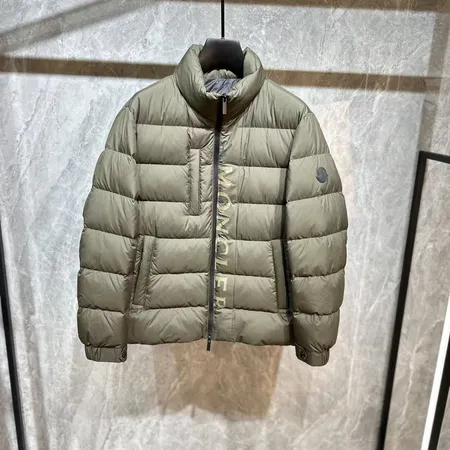 モンクレール偽物人気