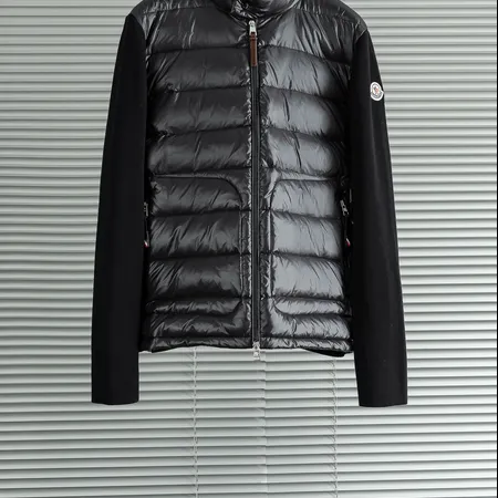 モンクレール偽物人気