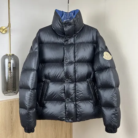 モンクレール偽物人気