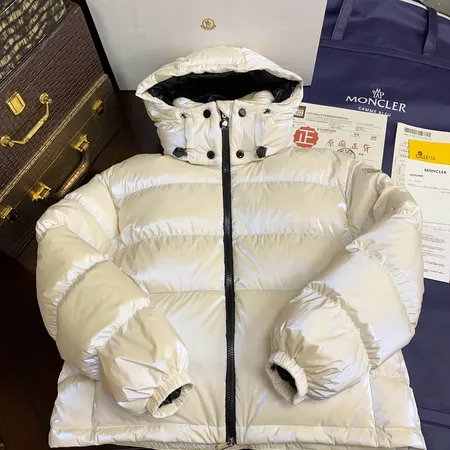 モンクレール偽物人気