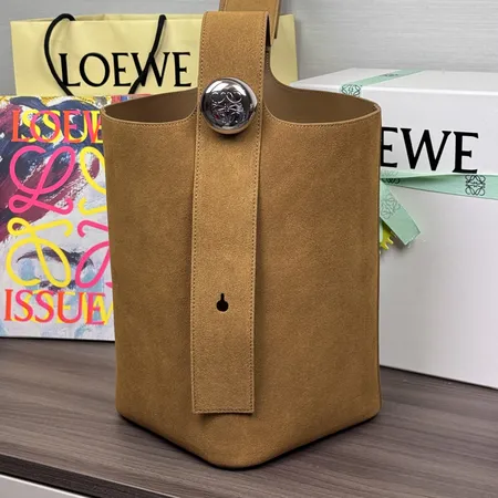 LOEWE 中号 柔軟牛革 ハンドバッグ スーパー コピー