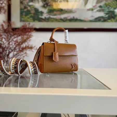 ルイヴィトン バッグ