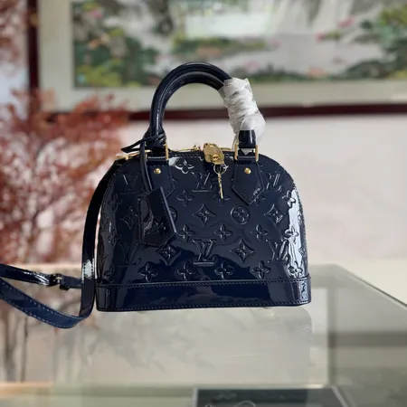 ルイヴィトン バッグ