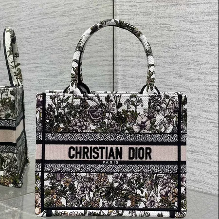 ディオールバッグ