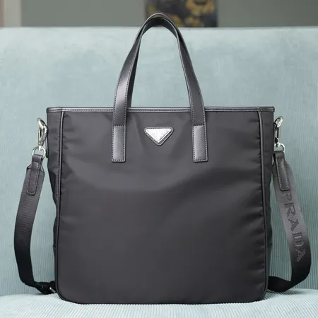 PRADA レザー トートバッグ スーパー コピー