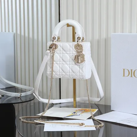 ディオールバッグ