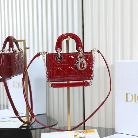 ディオールバッグ