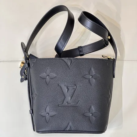 ルイヴィトン バッグ