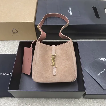 SAINT LAURENT LE 5 A 7 ソフト スモール 713938 スーパー コピー