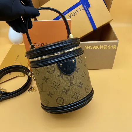 ルイヴィトン バッグ