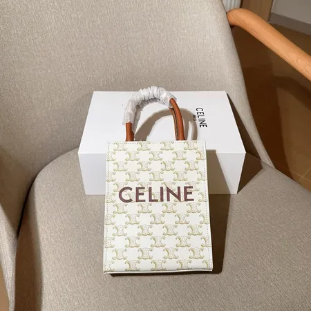 CELINE バーティカルカバ ミニ スーパー コピー