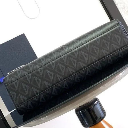 ディオールバッグ