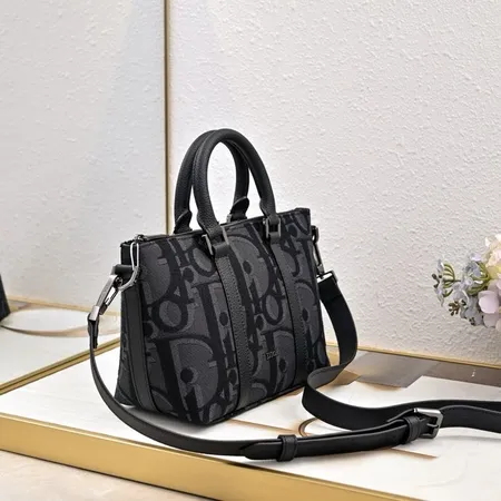 ディオールバッグ