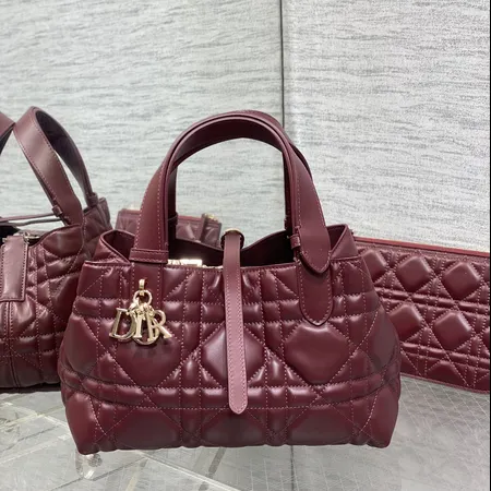 ディオールバッグ