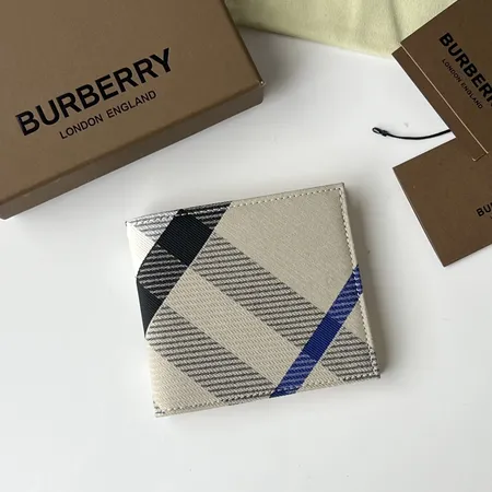 BURBERRY ロンドン チェック ホースライダー ショートウォレット スーパー コピー