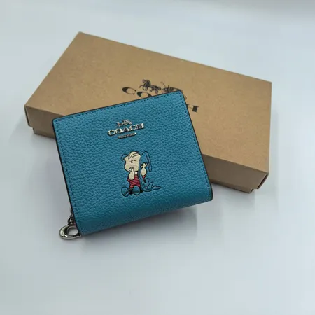 COACH スヌーピー コラボ ジップ ショートウォレット スーパー コピー