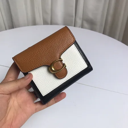 COACH レリーフ チェーン ミニウォレット C6942 スーパー コピー