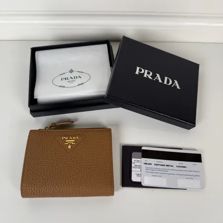PRADA クロスグレイン ショートウォレット 1ML050 スーパー コピー