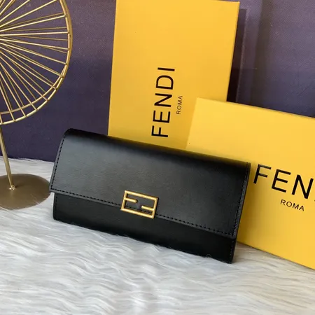 FENDI オルガナイザー 長財布 スーパー コピー