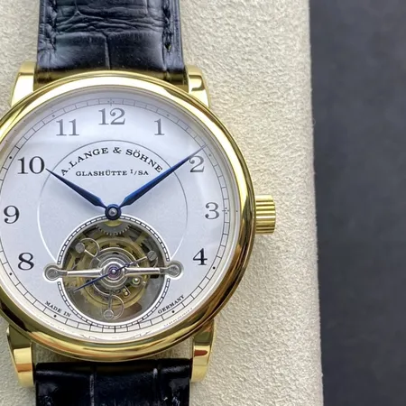 アーランゲウントゾーネ偽物人気