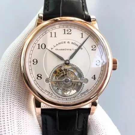 アーランゲウントゾーネ偽物人気