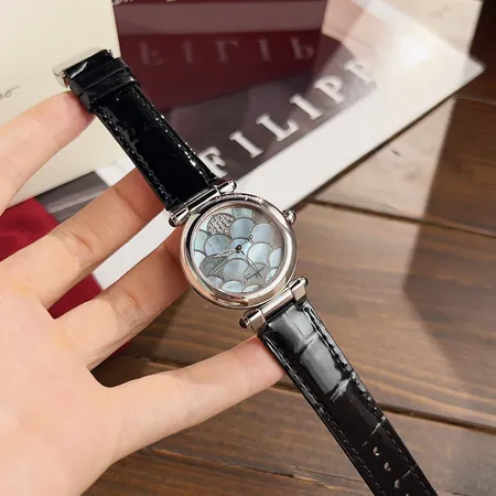 フェラガモ偽物人気