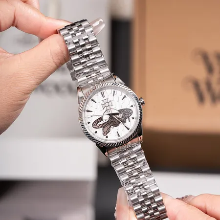 ヴィヴィアンウエストウッド偽物人気