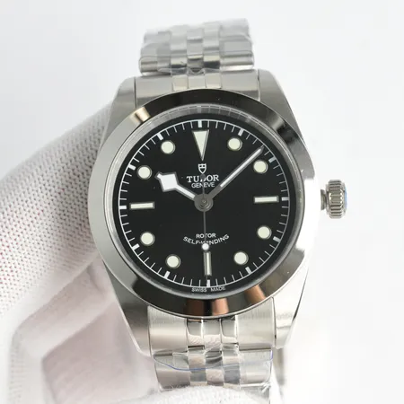 チューダー偽物人気