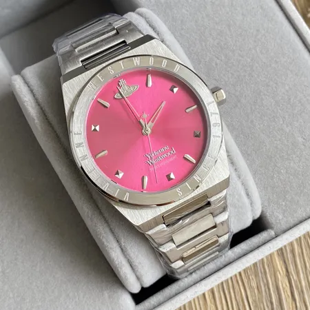 ヴィヴィアンウエストウッド偽物人気