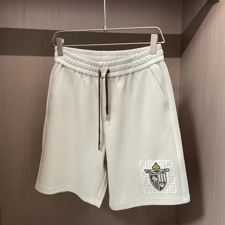 フェンディ ショートパンツ